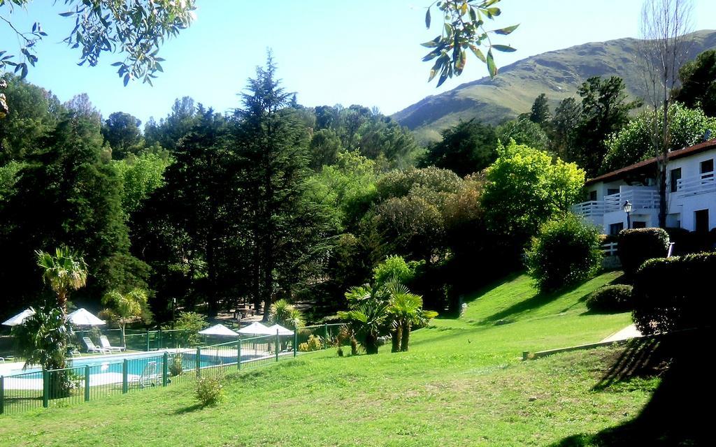 Las Ardillas Cabanas Y Suites Ла-Фальда Экстерьер фото