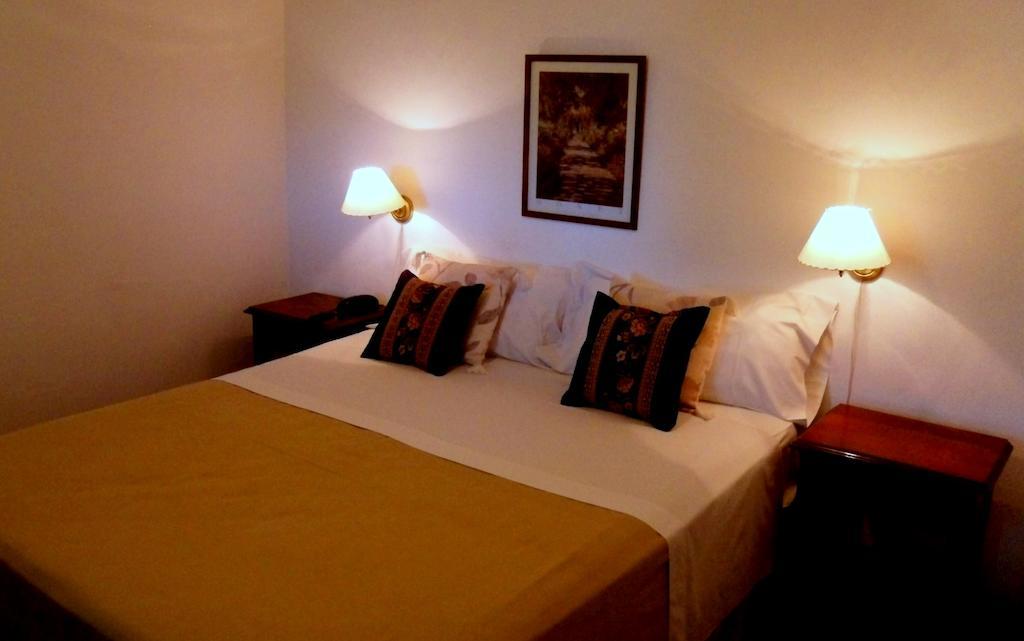 Las Ardillas Cabanas Y Suites Ла-Фальда Номер фото