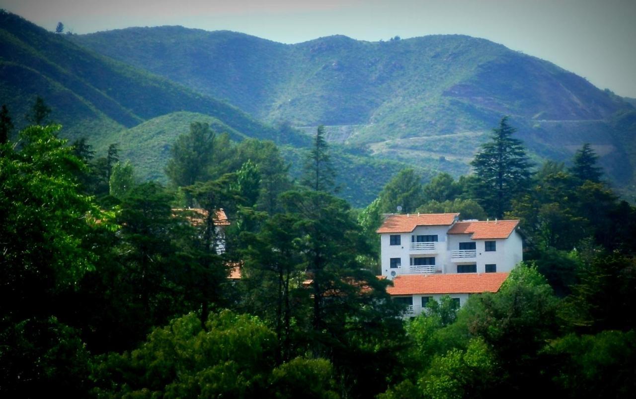 Las Ardillas Cabanas Y Suites Ла-Фальда Экстерьер фото